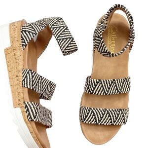 Catherine Malandrino Davina
Wedge Sandal Size 8